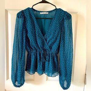 Abercrombie & Fitch Women's Blue and Navy Blouse - X-Small